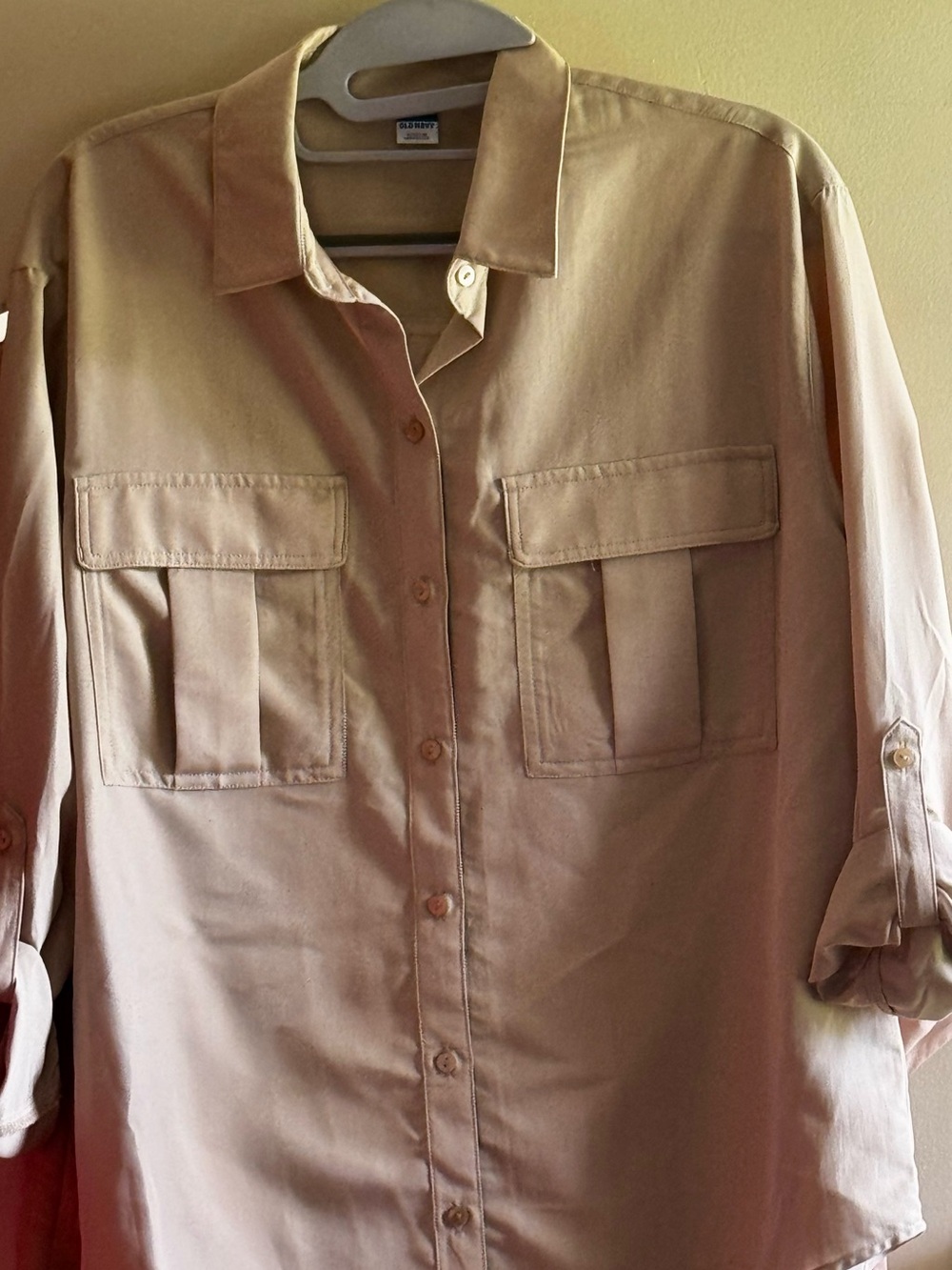 Brand New Women’s Old Navy Tan and Pink Utility Button-Up Shirts size S